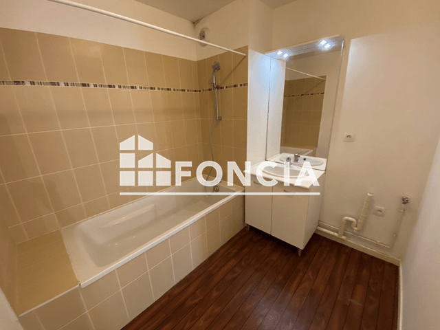 Appartement 4 pièces (79.97 m²) à louer - Tourcoing (59200)