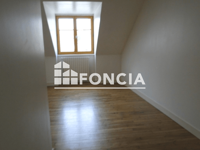 Appartement 4 pièces (96.18 m²) à louer - Douarnenez (29100)