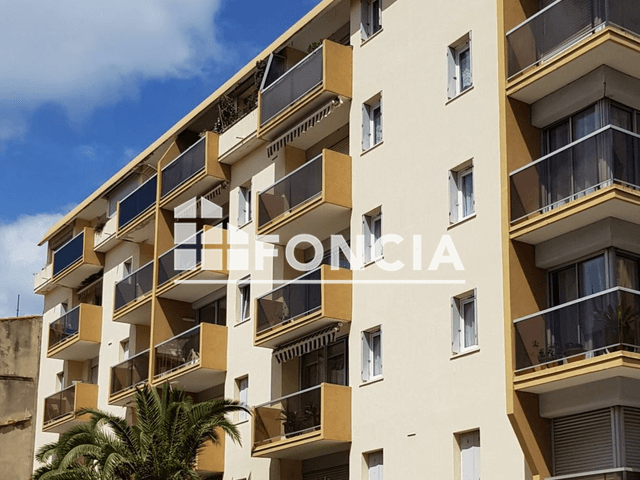 Appartement meublé 2 pièces (23.24 m²) à louer - Sete (34200)