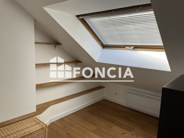 Appartement meublé 2 pièces (53.4 m²) à louer - Lille (59000)