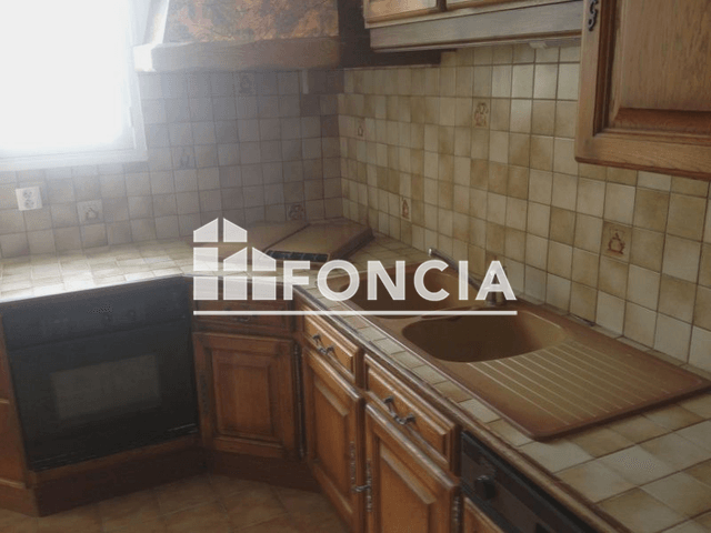 Appartement 4 pièces (81.15 m²) à louer - Biilere (64140)