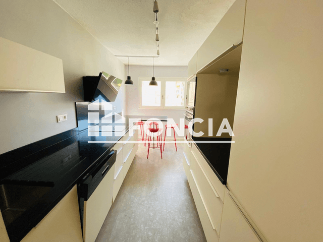 Appartement 5 pièces (125.59 m²) à louer - Pau (64000)