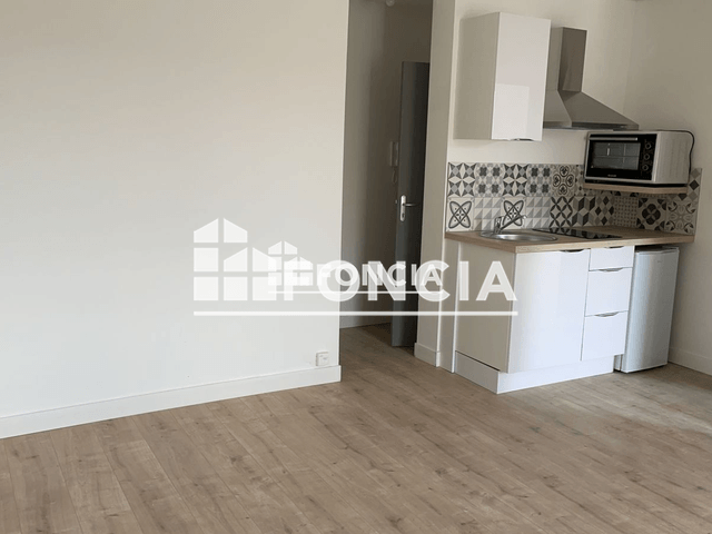 Appartement 2 pièces (30.54 m²) à louer - Quimper (29000)