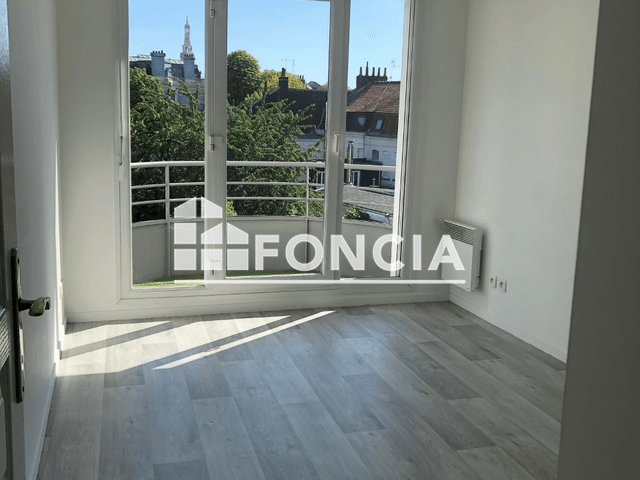 Appartement 3 pièces (62.9 m²) à louer - Lille (59000)