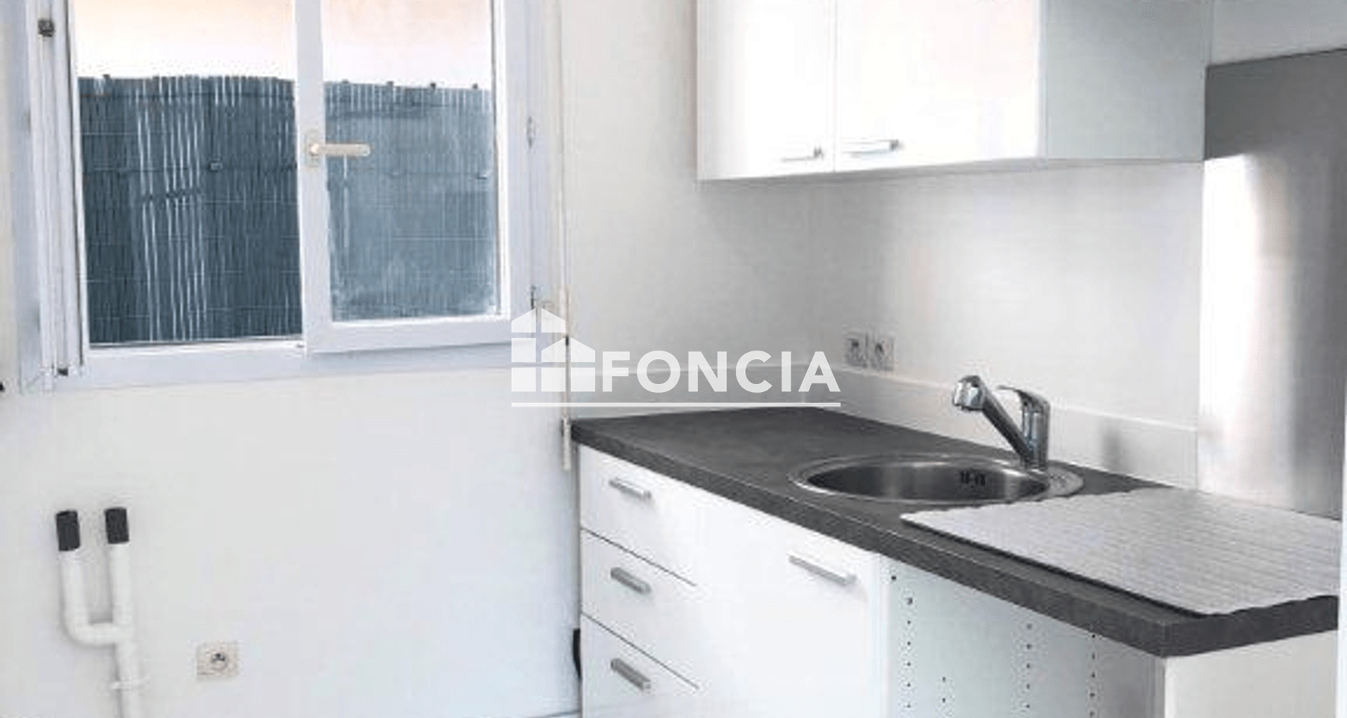 Appartement 3 pièces (51.74 m²) à louer - Courbevoie (92400)