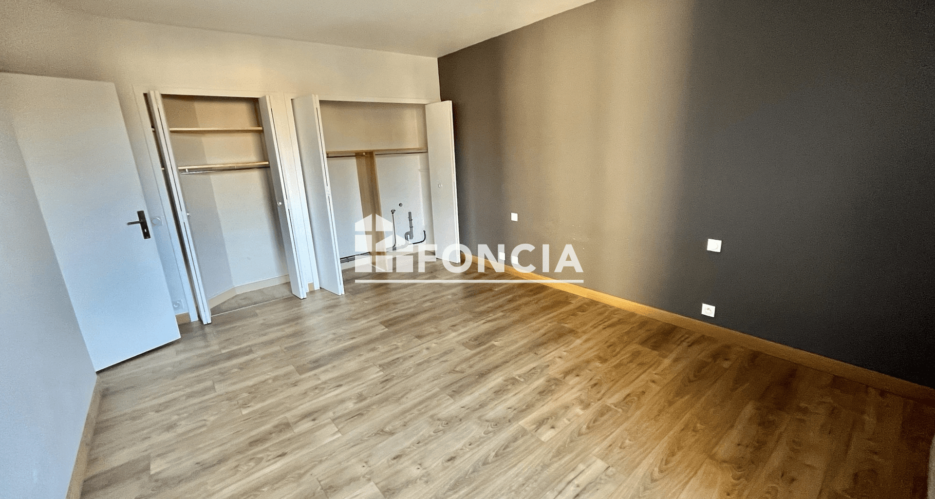 Appartement 3 pièces (76.02 m²) à louer - Tournon-sur-rhône (07300)