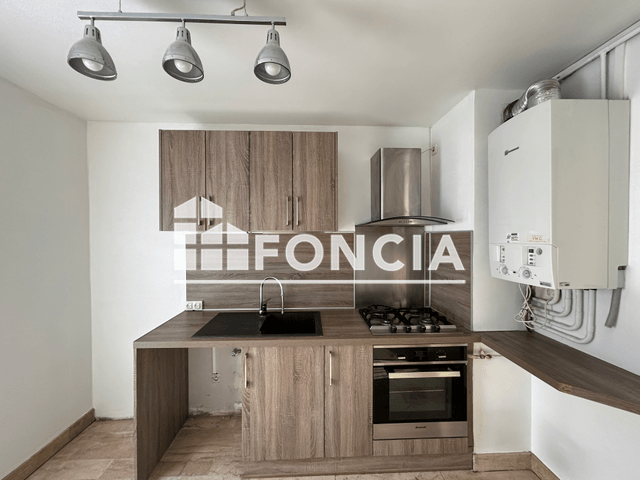Appartement 3 pièces (72.9 m²) à louer - Charleville Mezieres (08000)