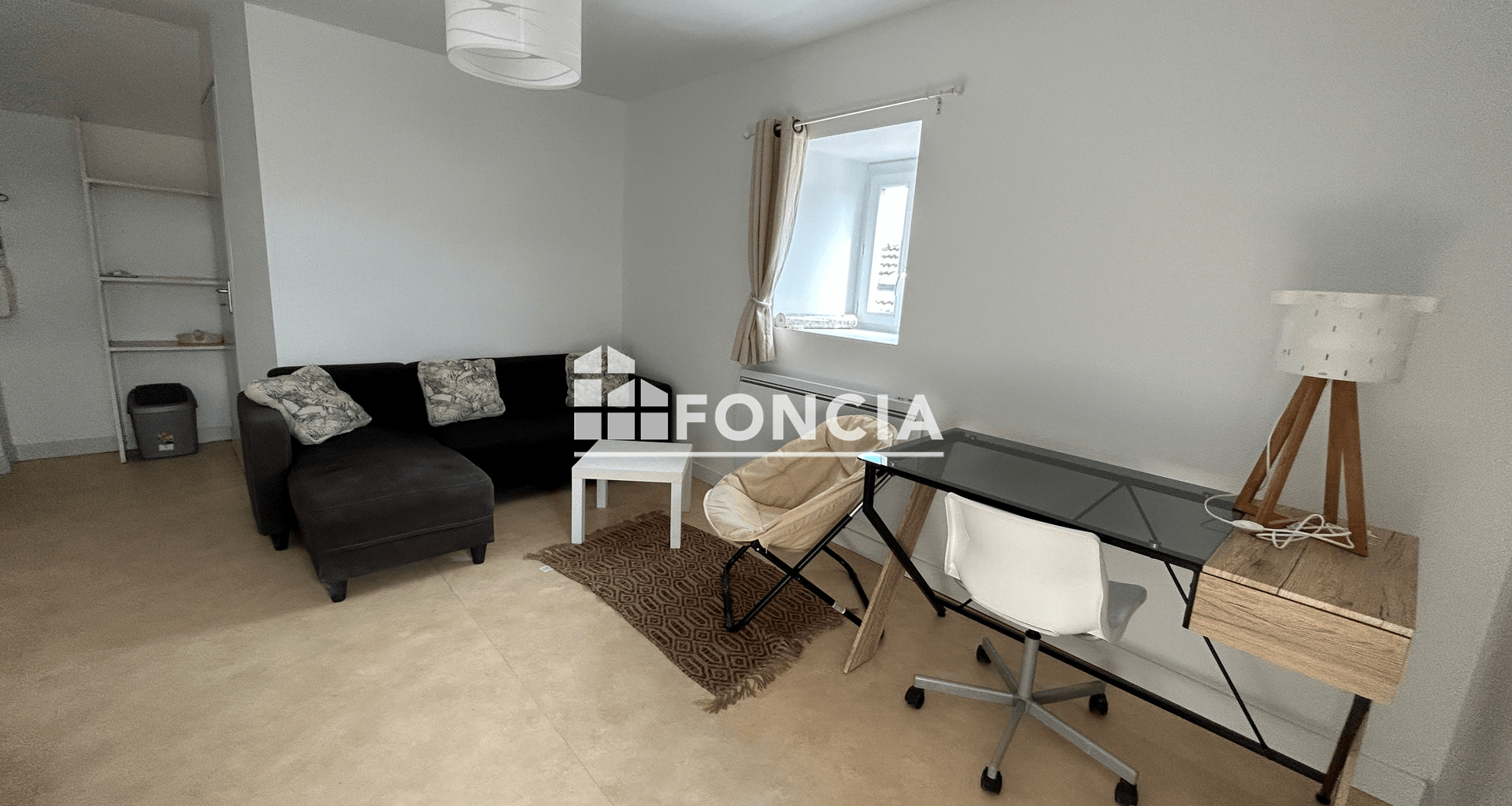 Appartement meublé 2 pièces (31.35 m²) à louer - Pau (64000)
