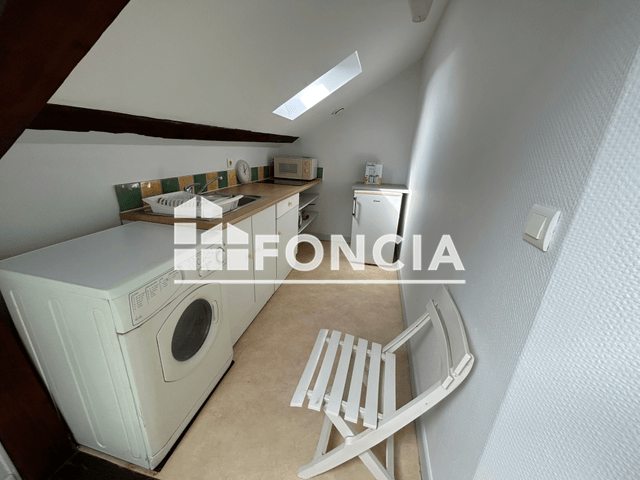 Appartement meublé 2 pièces (31.35 m²) à louer - Pau (64000)