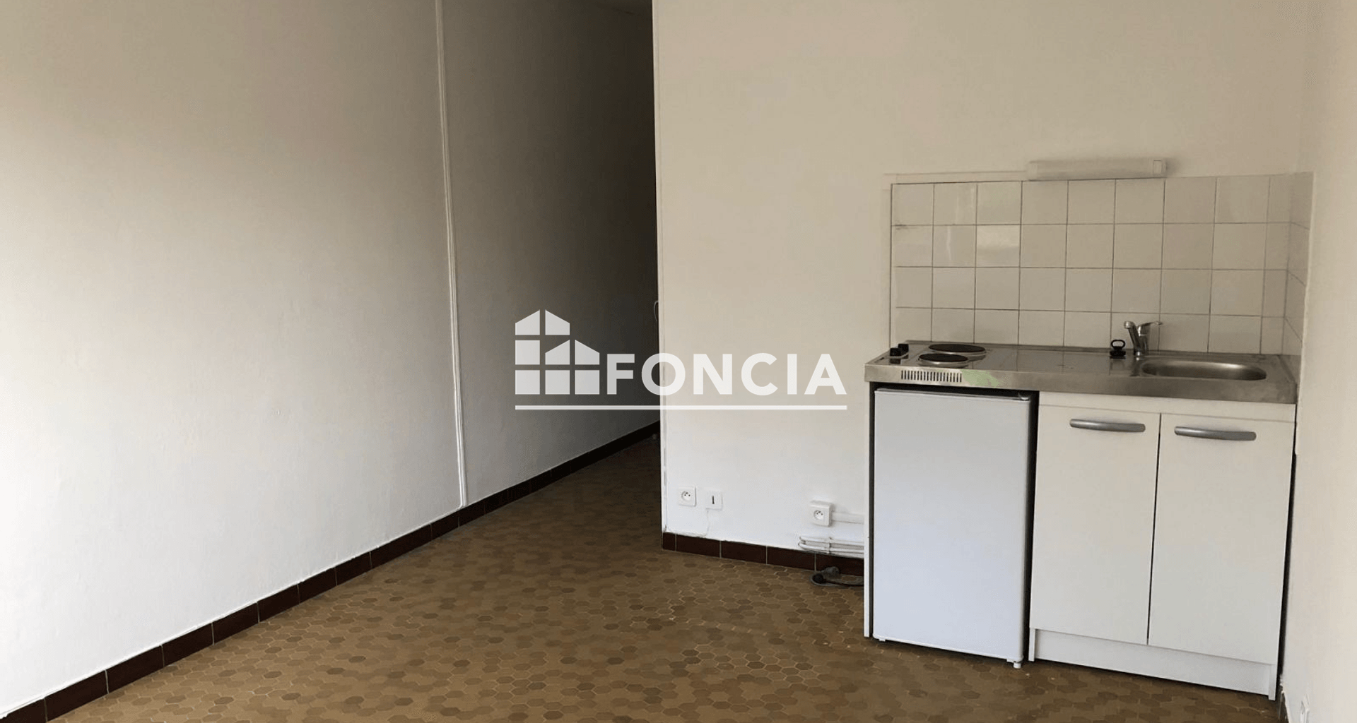 Studio meublé (21.78 m²) à louer - Tournon-sur-rhône (07300)