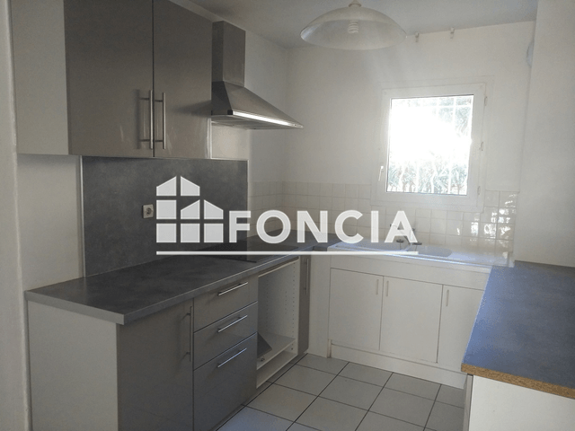 Appartement 3 pièces (71.56 m²) à louer - Le Puget Sur Argens (83480)
