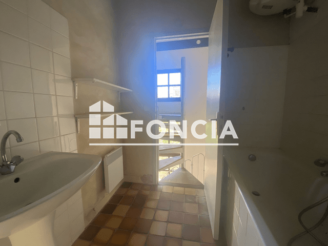 Appartement 2 pièces (30.82 m²) à louer - Uzes (30700)