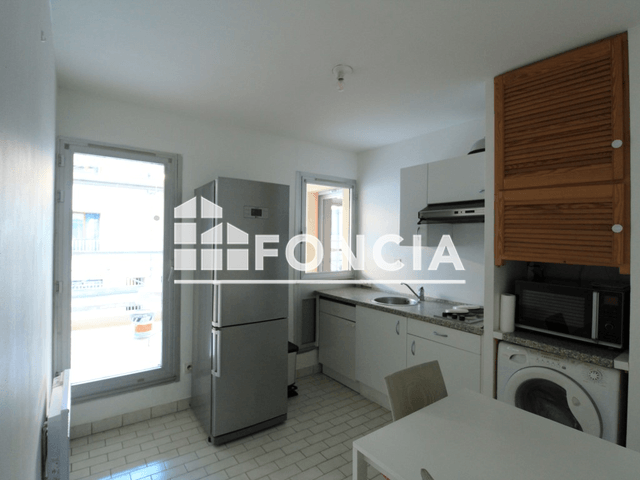 Appartement meublé 2 pièces (47.32 m²) à louer - Nimes (30000)