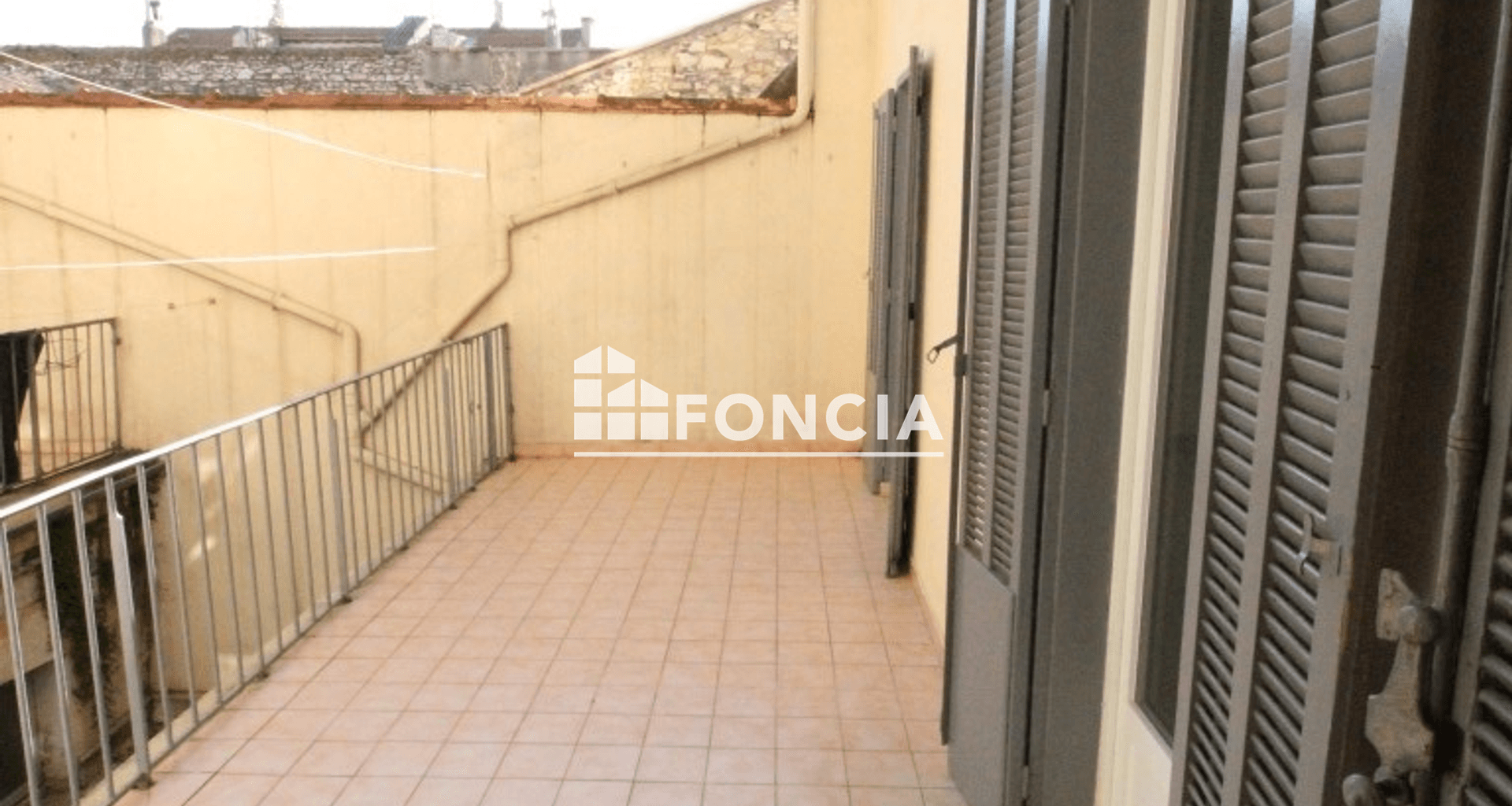Appartement 4 pièces (89.81 m²) à louer - Nîmes (30900)