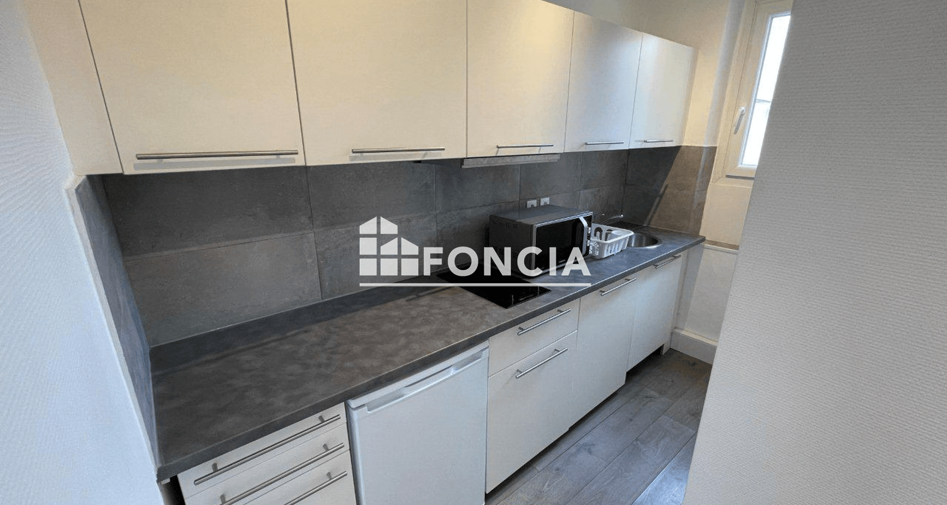 Appartement meublé 2 pièces (24.15 m²) à louer - Levallois-perret (92300)