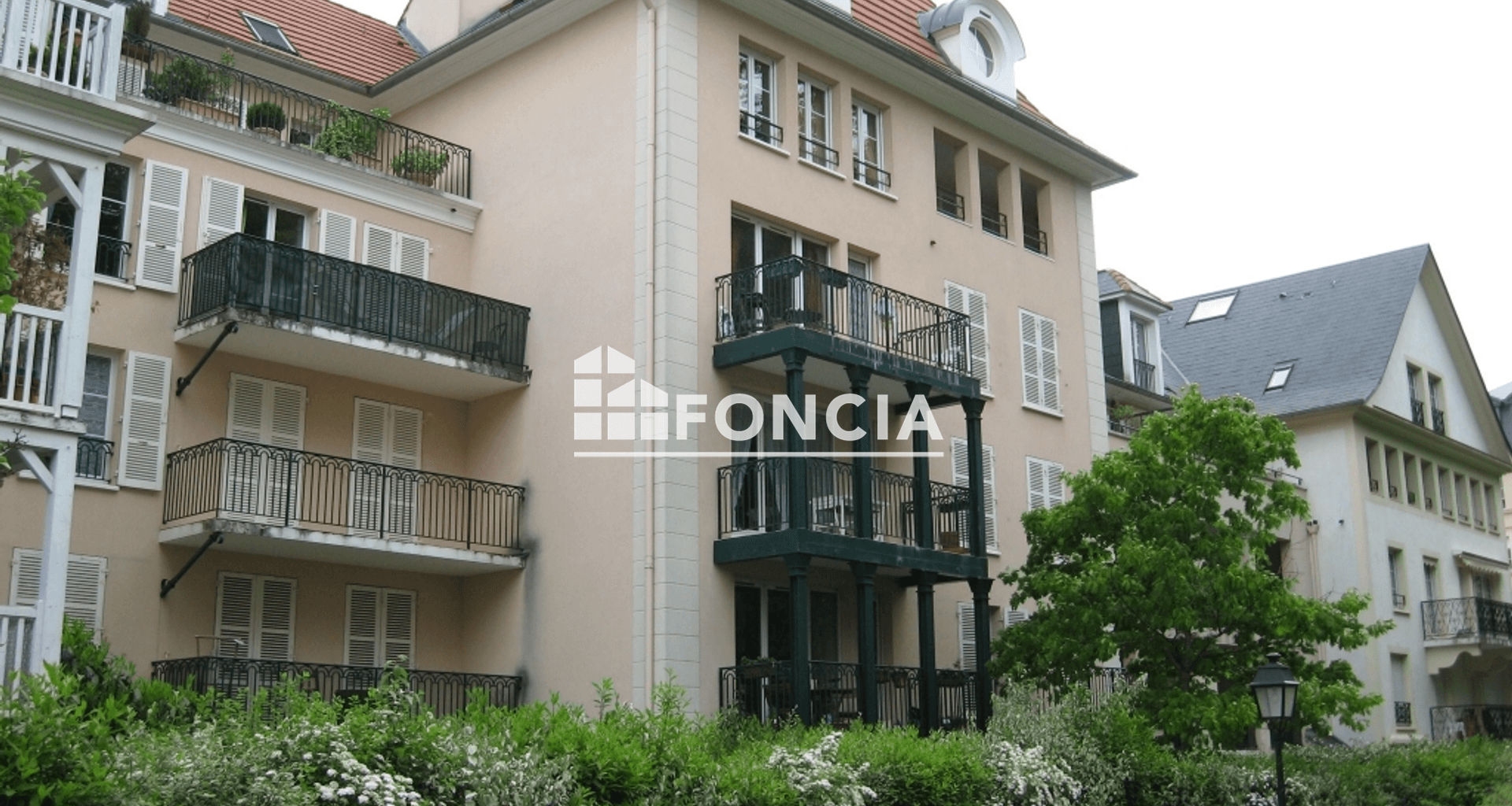 Appartement 2 pièces (48 m²) à louer - Le Plessis-robinson (92350)