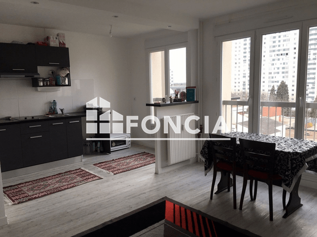 Appartement 2 pièces (43.87 m²) à louer - Orleans La Source (45100)