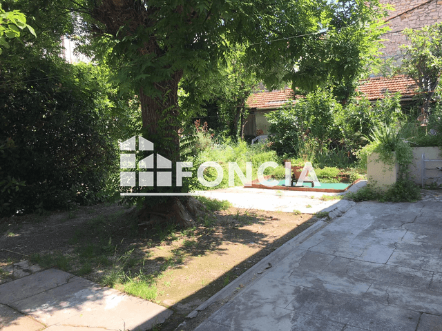 Appartement 4 pièces (84.85 m²) à louer - Nimes (30000)