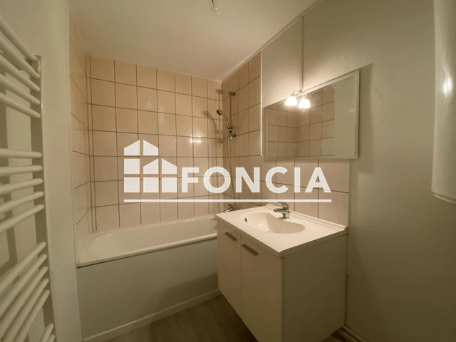 Appartement 2 pièces (49.22 m²) à louer - La Vespiere (14290)