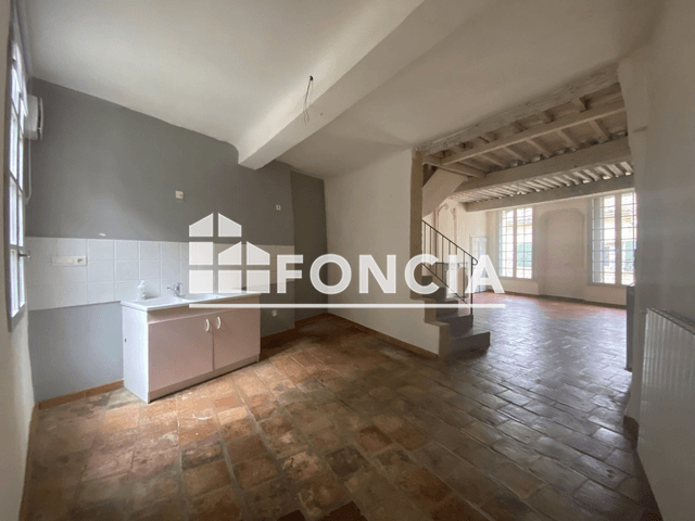 Appartement 3 pièces (77 m²) à louer - Uzes (30700)