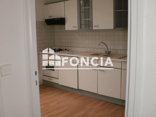 Appartement 3 pièces (57.77 m²) à louer - Courseulles Sur Mer. (14470)