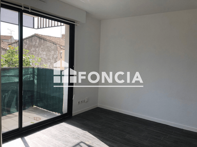 Studio (33.28 m²) à louer - Nimes (30900)