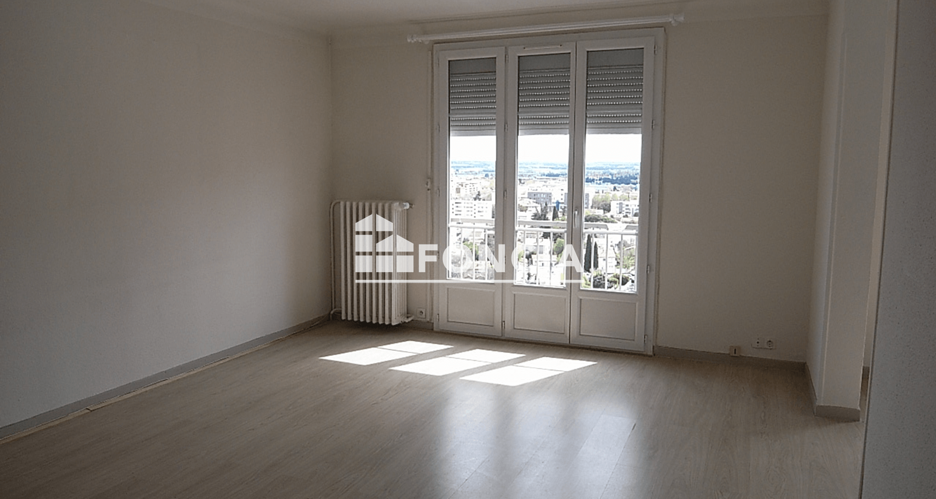 Appartement 4 pièces (71 m²) à louer - Nîmes (30900)