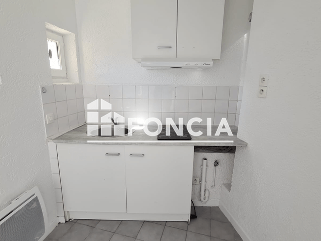 Appartement 2 pièces (28.46 m²) à louer - Nimes (30000)