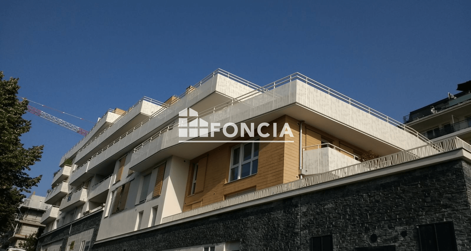 Appartement 2 pièces (42.82 m²) à louer - Châtenay-malabry (92290)