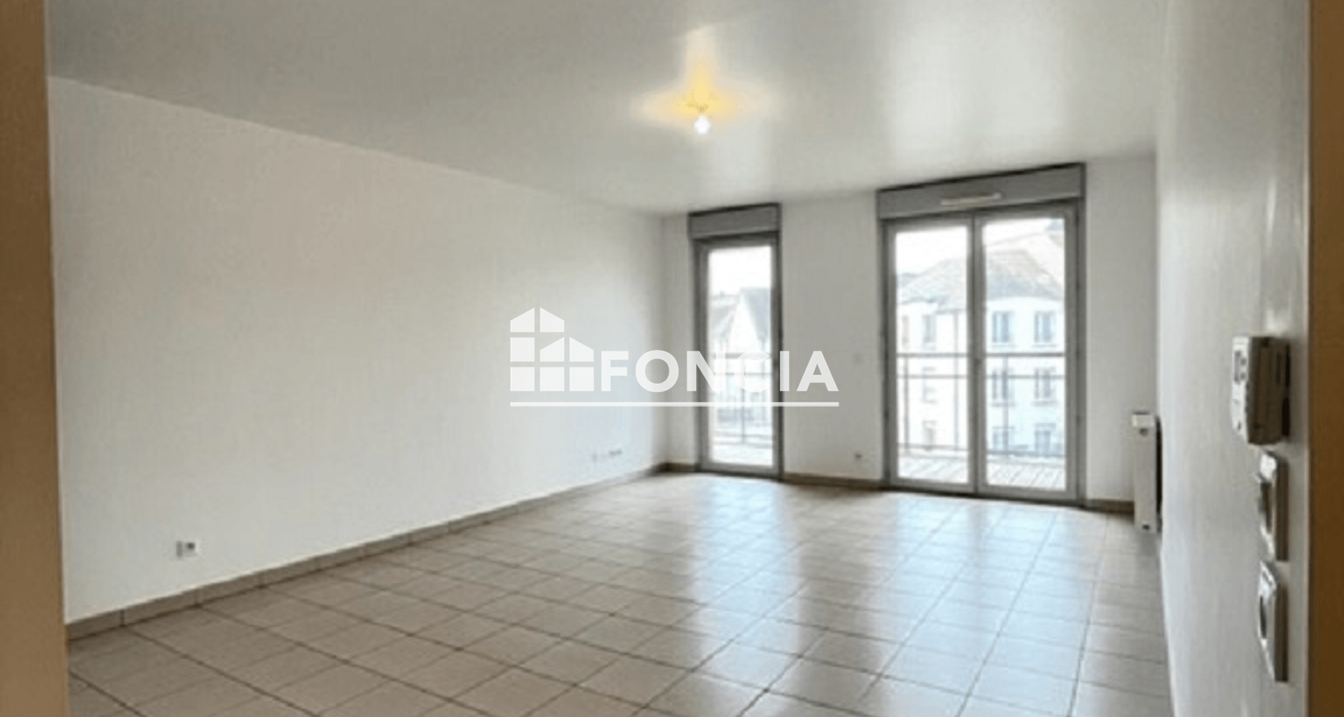 Appartement 4 pièces (83.7 m²) à louer - Linas (91310)