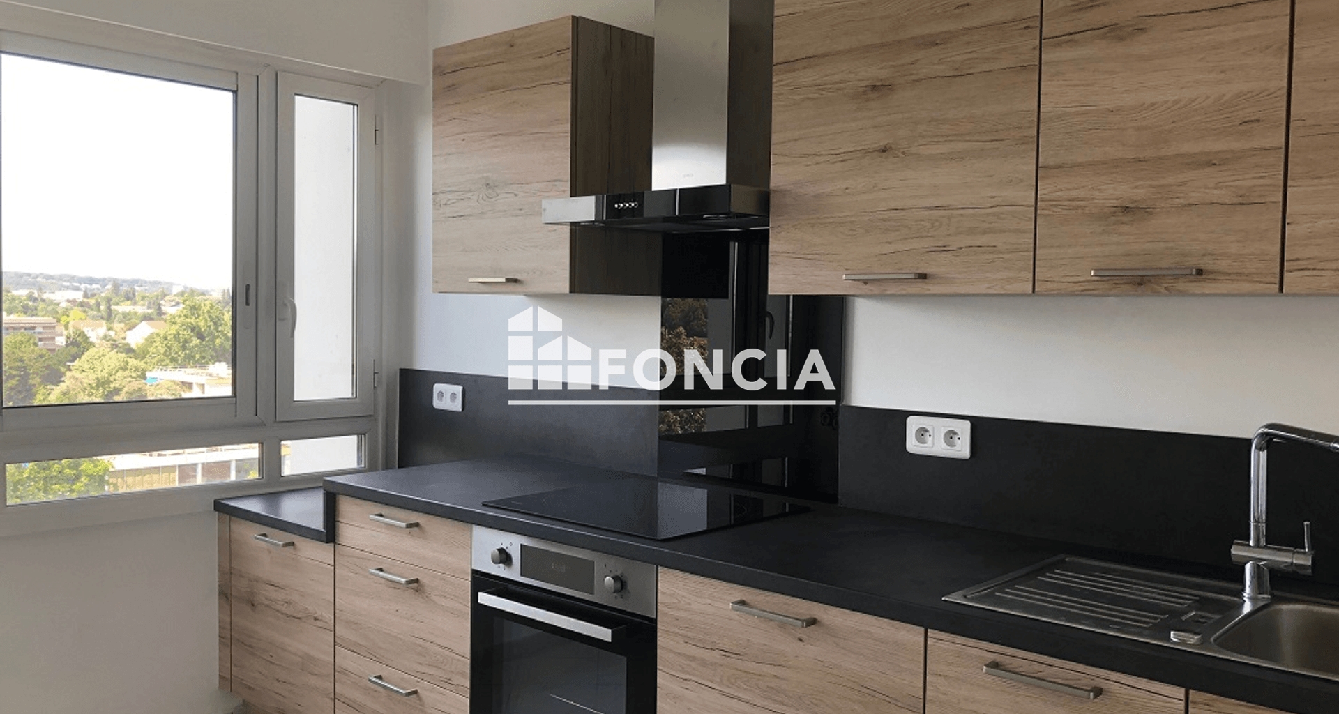 Appartement 4 pièces (79.22 m²) à louer - Verrières-le-buisson (91370)