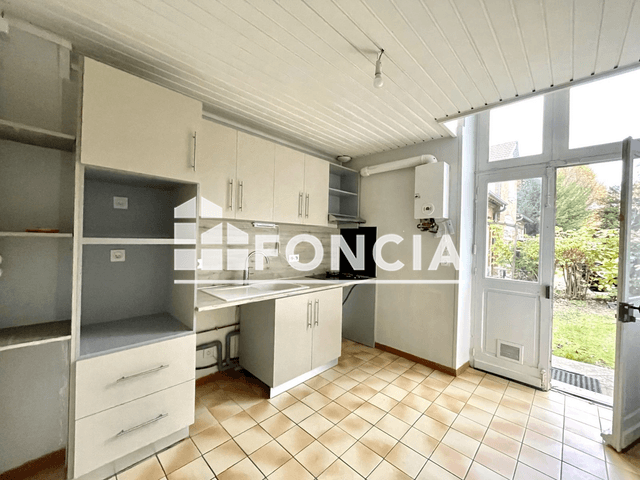 Appartement 4 pièces (155.84 m²) à louer - Orleans (45000)