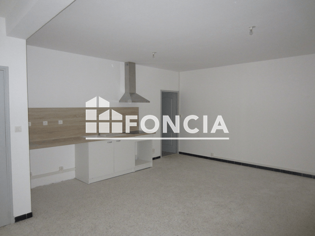 Appartement 4 pièces (91.96 m²) à louer - Moussac (30190)