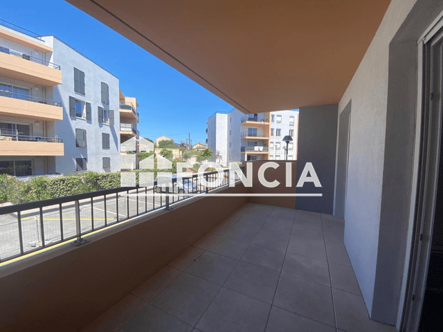 Appartement 3 pièces (61.77 m²) à louer - Frejus (83600)