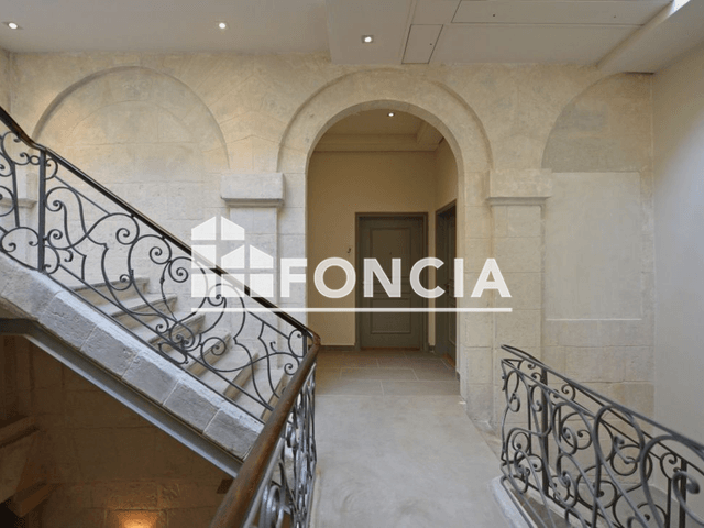 Appartement 2 pièces (45.8 m²) à louer - Nimes (30000)