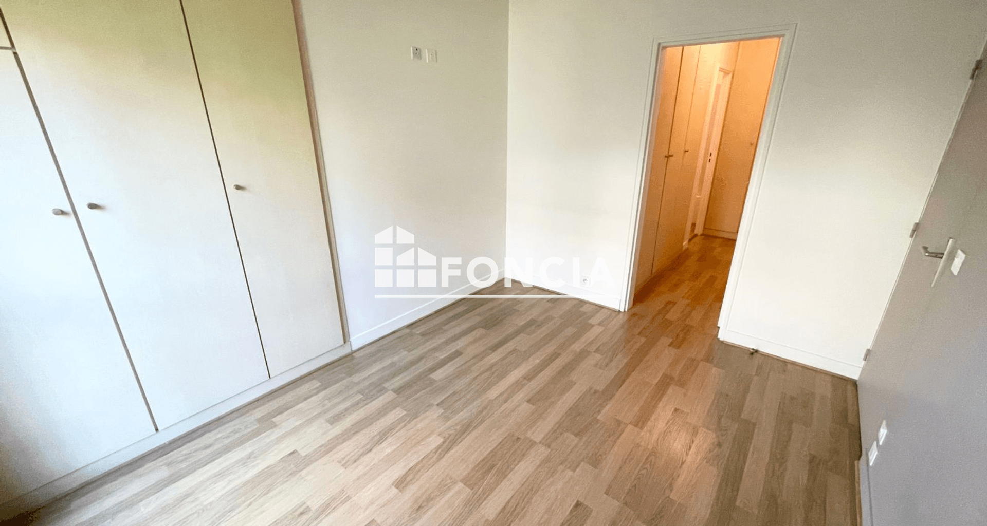 Appartement 2 pièces (65.96 m²) à louer - Bourg-la-reine (92340)