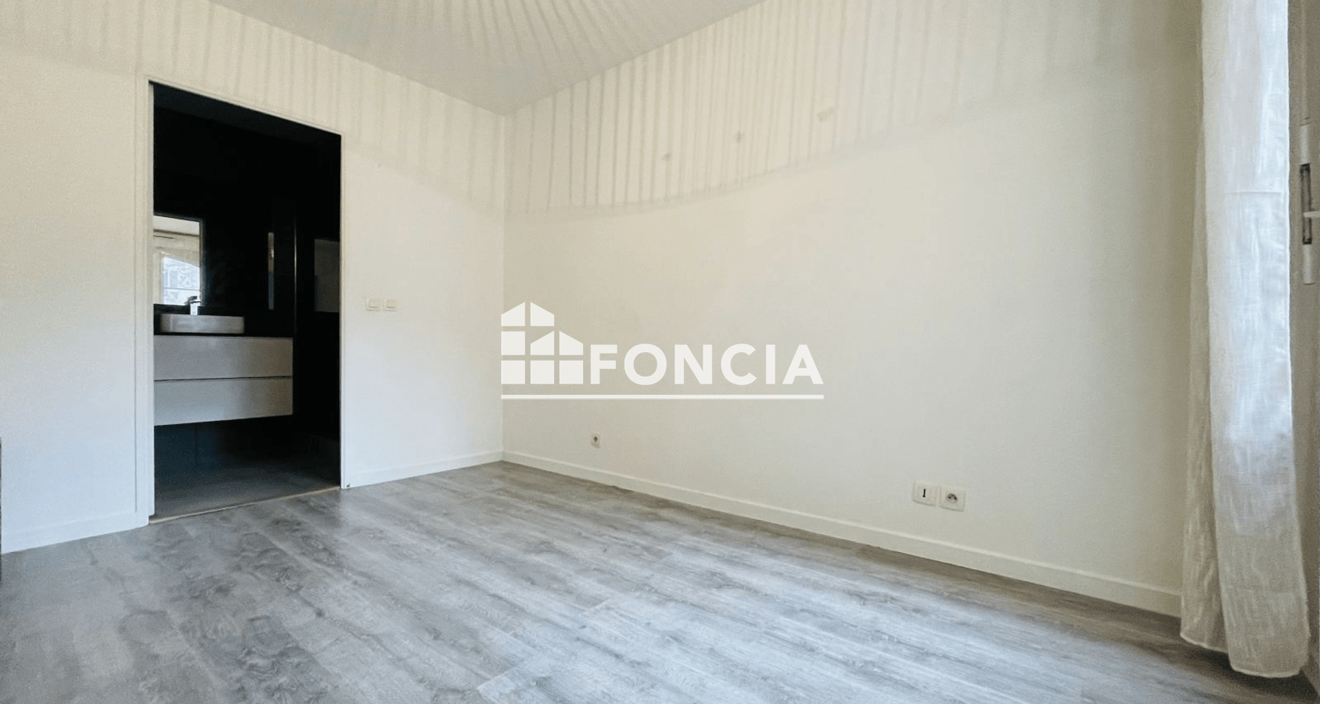 Appartement 2 pièces (42 m²) à louer - ÉPinay-sur-seine (93800)