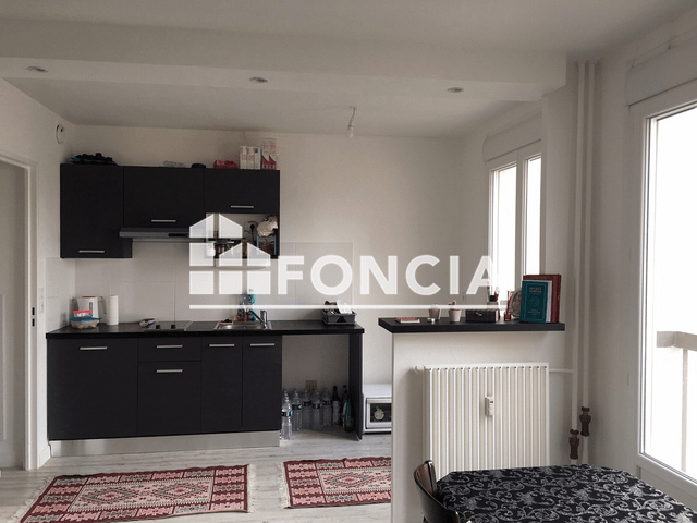 Appartement 2 pièces (43.87 m²) à louer - Orleans La Source (45100)