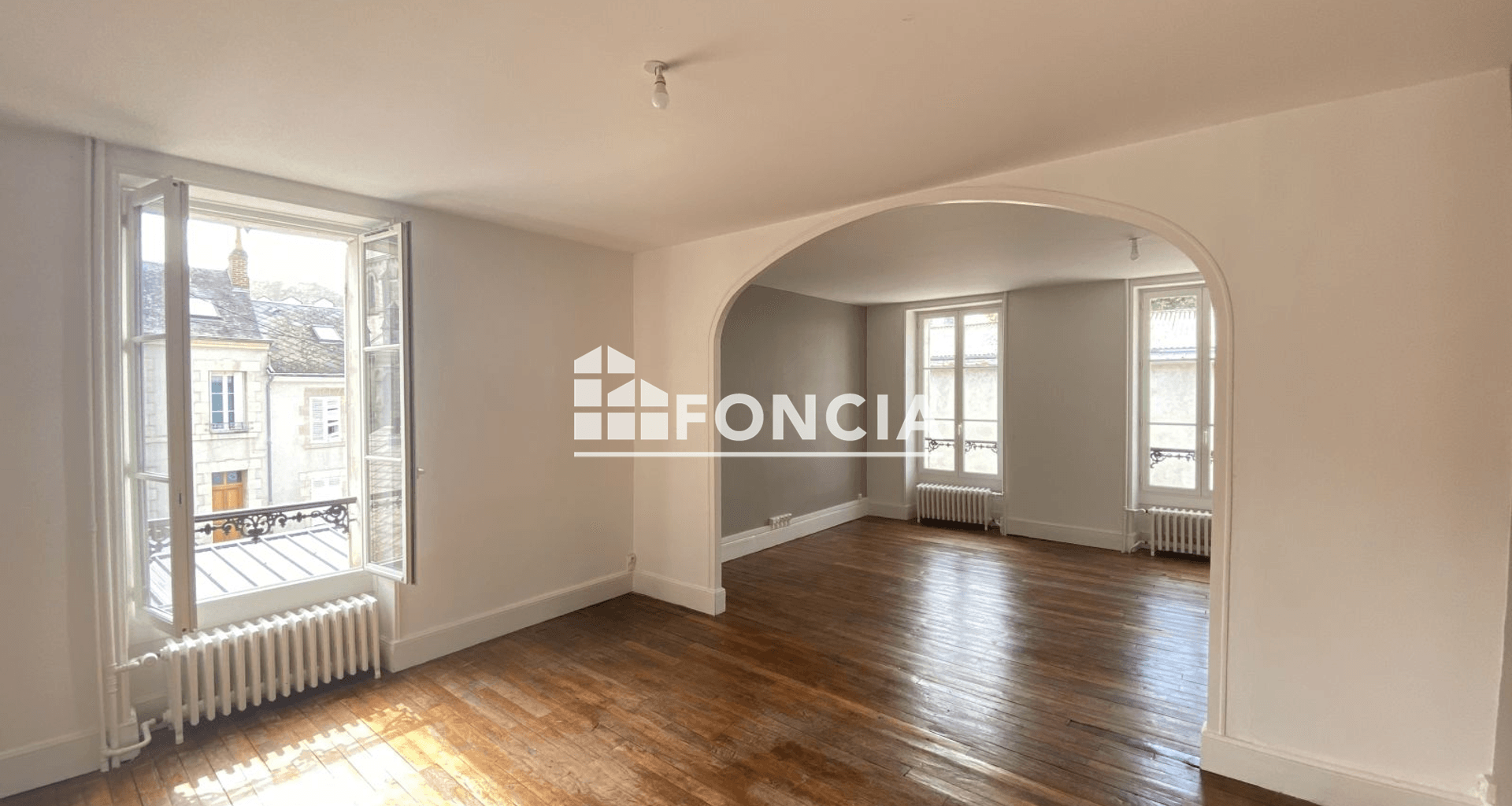 Appartement 6 pièces (178.07 m²) à louer - Orléans (45100)