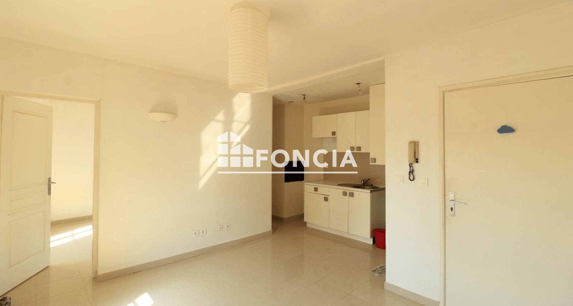 Appartement 2 pièces (31.65 m²) à louer - Nîmes (30000)