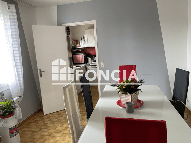 Appartement 3 pièces (86.84 m²) à louer - Le Luc (83340)