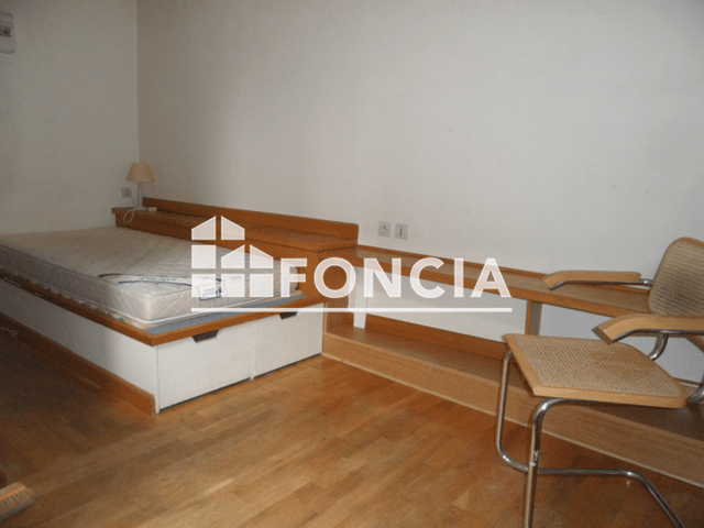 Studio meublé (13.19 m²) à louer - Orleans (45000)
