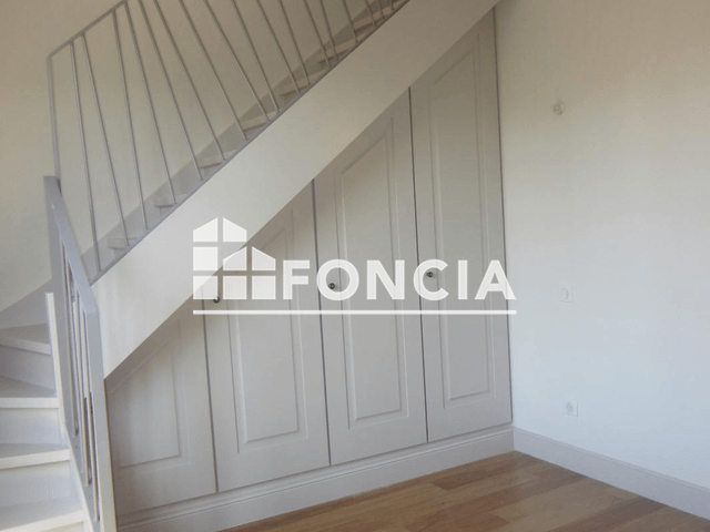 Appartement 2 pièces (50.72 m²) à louer - Uzes (30700)