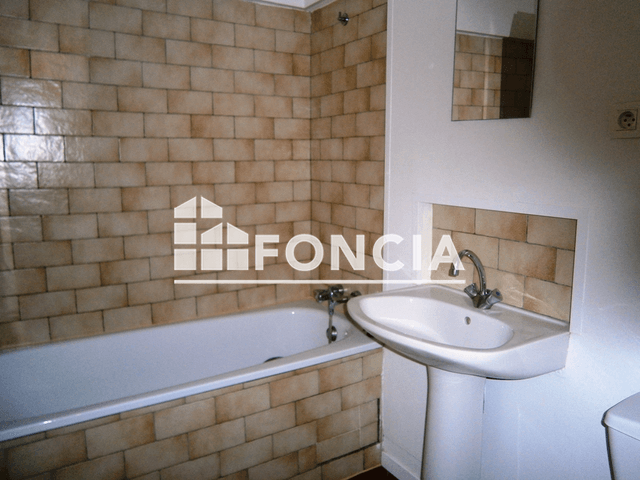 Appartement 2 pièces (34.42 m²) à louer - Nimes (30000)