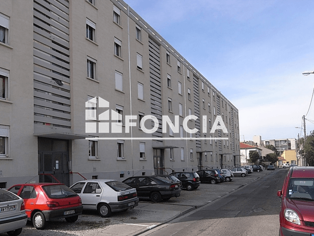Appartement 4 pièces (72 m²) à louer - Nimes (30900)