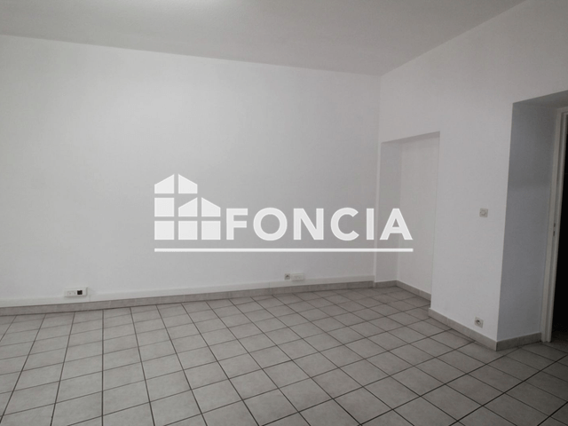 Appartement 3 pièces (83.96 m²) à louer - Nimes (30900)