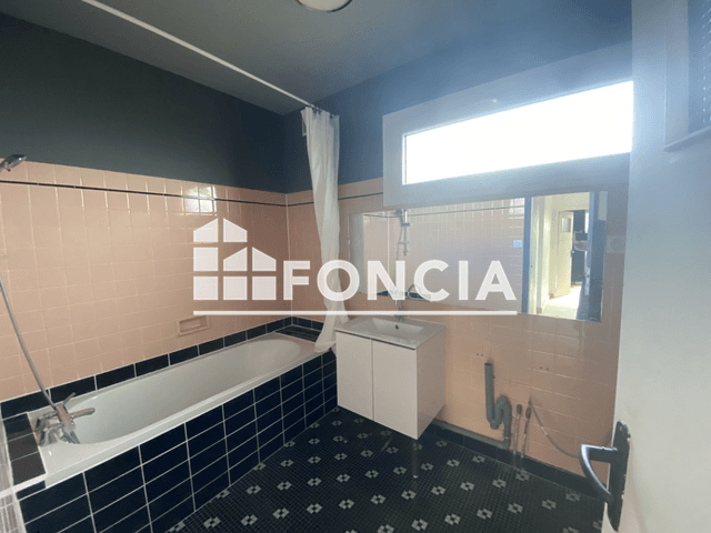 Appartement 4 pièces (75.89 m²) à louer - Saint Jacques De La Lande (35136)