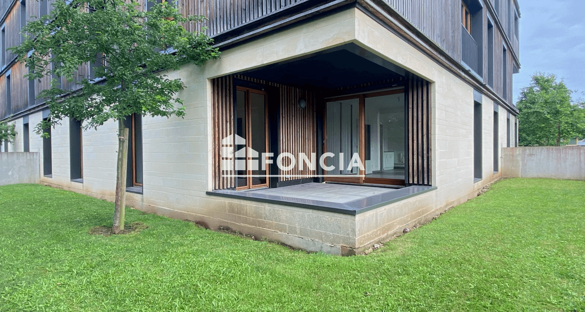 Appartement 4 pièces (106.2 m²) à louer - Caen (14000)