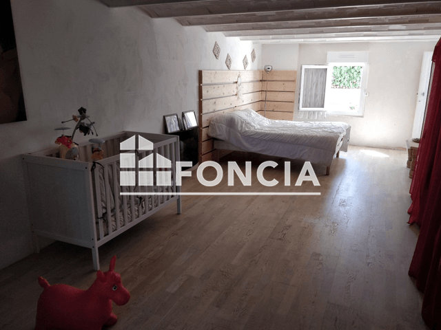 Maison 4 pièces (103.66 m²) à louer - Nimes (30000)