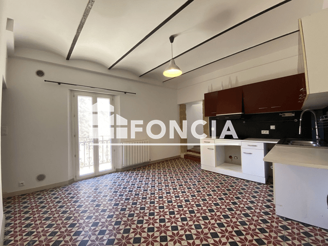 Appartement 3 pièces (92.27 m²) à louer - Montaren-et-saint-médiers (30700)